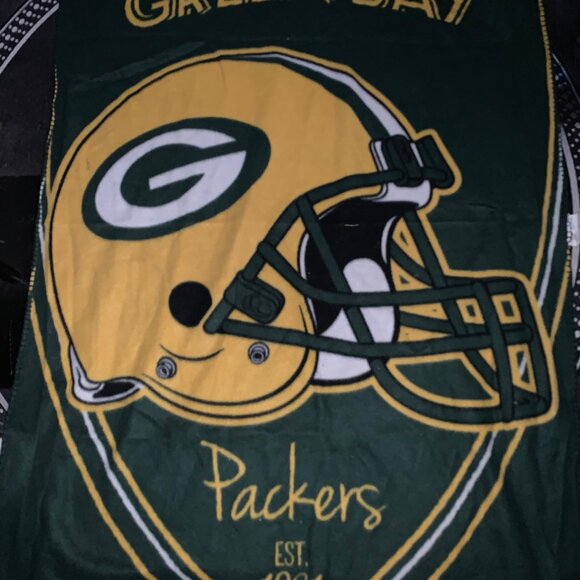 Green Bay Packers 40x60 Fleece Throw Blanket - Picture 2 of 2